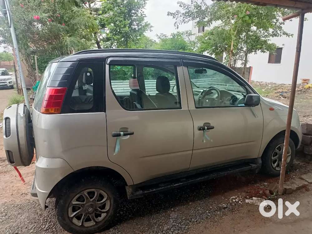 Mahindra Quanto 1.5 C4 2010 Model