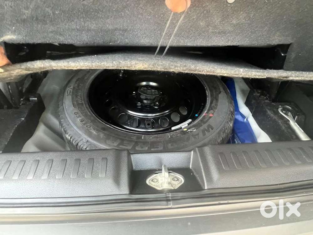 Maruti Suzuki Brezza Vxi S-cng, 2023, Cng & Hybrids