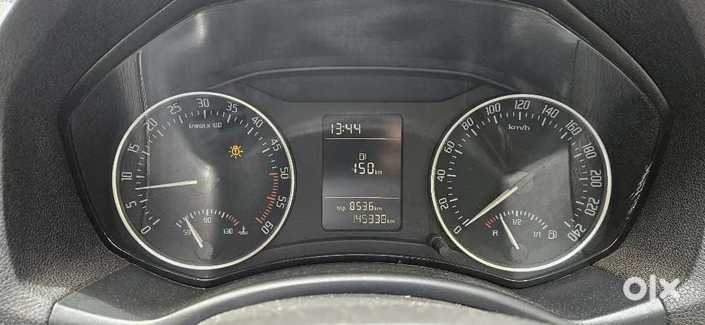 Urgent  Sale Skoda Laura Elegance 2011 Diesel .