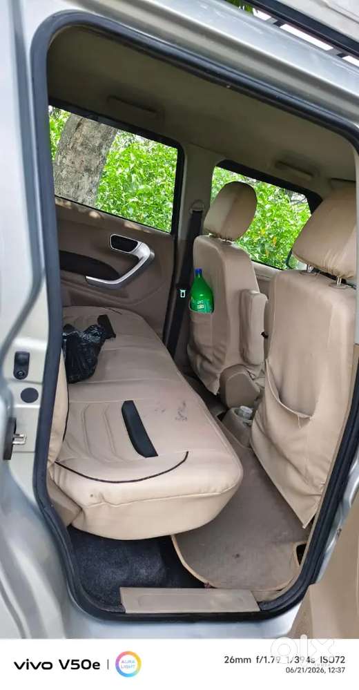 Mahindra Tuv 300 2016