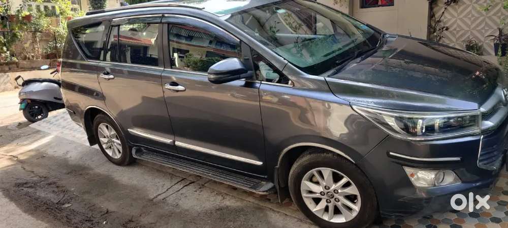 Toyota Innova Crysta 2018 Diesel Well Maintained