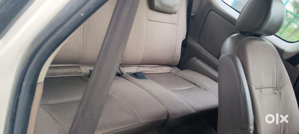 Toyota Innova 2.5 G (diesel) 7 Seater, 2015, Diesel