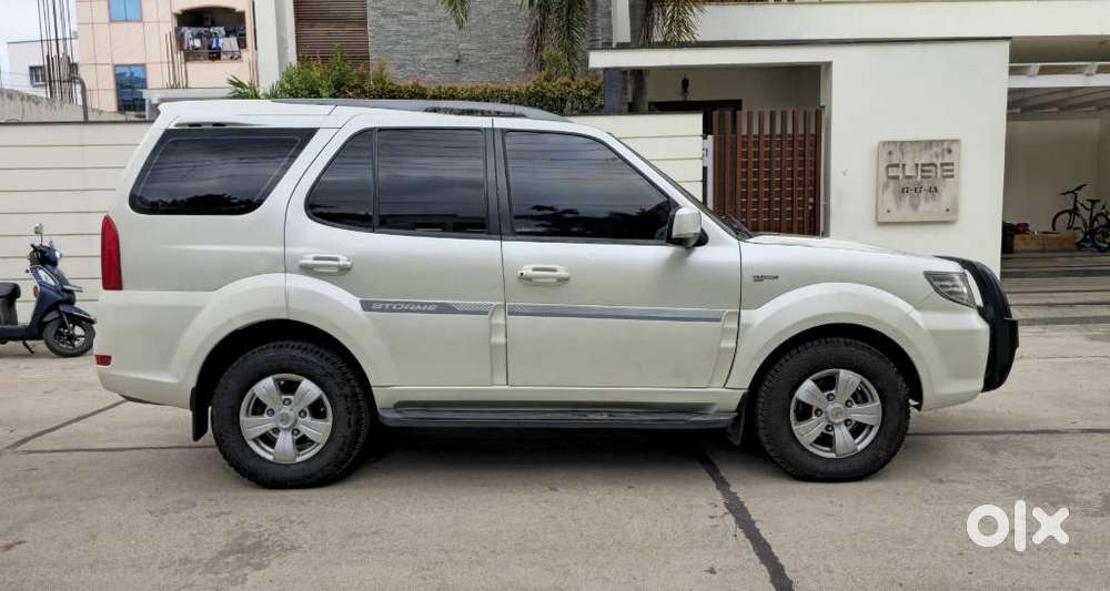Tata Safari Storme Vx, 2017, Diesel