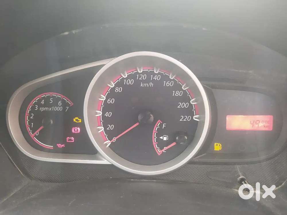 Ford Figo 2012 Diesel 105000 Km Driven
