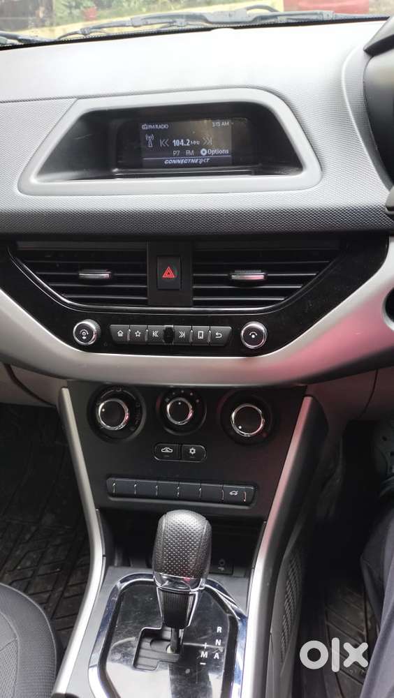 Tata Nexon 1.2 Revotron Xma Amt (s), 2018, Petrol