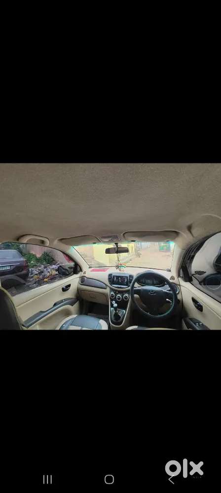 Hyundai I10 Sportz Petrol 2011
