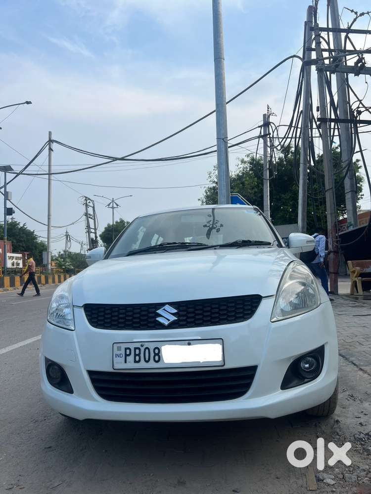 Maruti Suzuki Swift Petrol Manual 2013