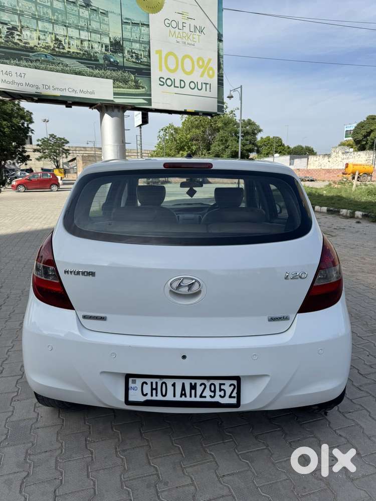 Hyundai I20 2015-2017 Sportz Option 1.4 Crdi, 2012, Diesel