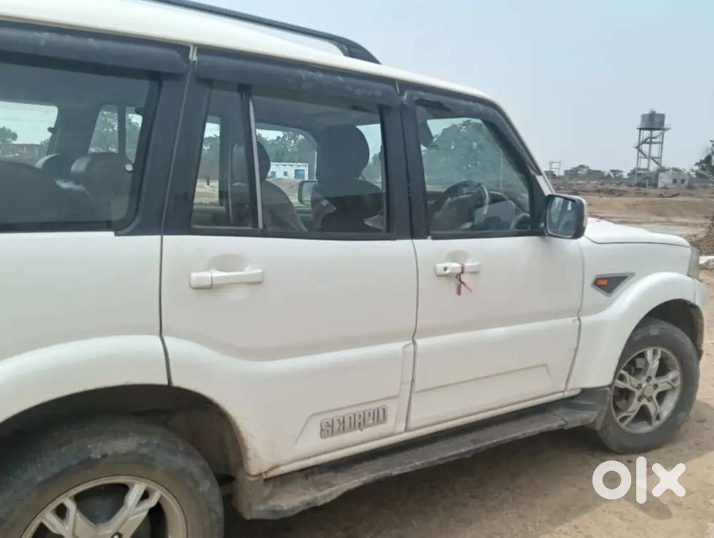 Mahindra Scorpio Diesel 2015