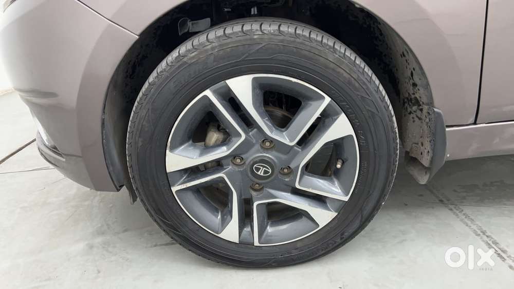 Tata Tigor Xza, 2018, Petrol