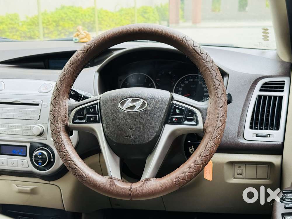 Hyundai I20 Sportz 1.2 Bs-iv, 2011, Petrol