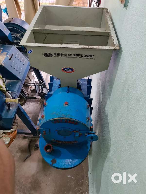 Aata chakki and masala grinder machine