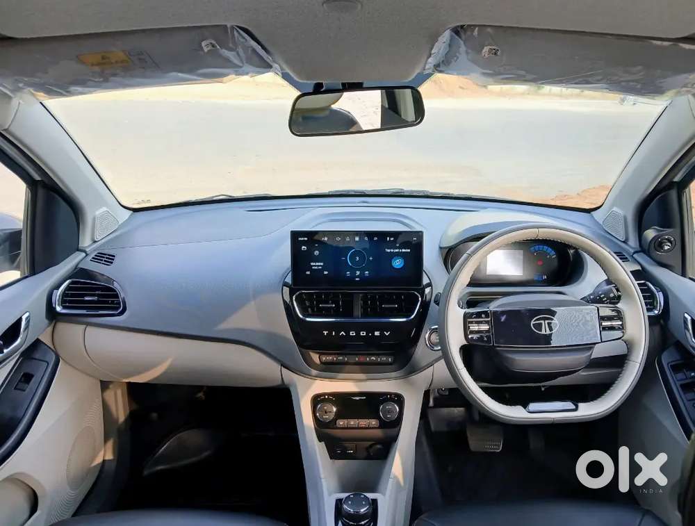 Tata Tiago Lr (topend Variant)