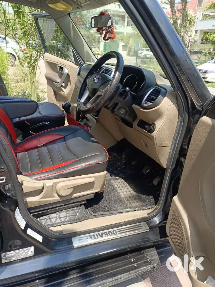 Mahindra Tuv 300 2017