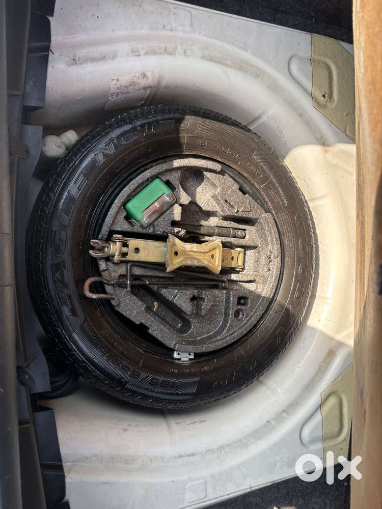 Skoda Laura 1.8 Tsi Ambition, 2011, Petrol