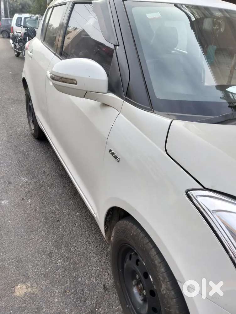 Maruti Suzuki Swift 2012