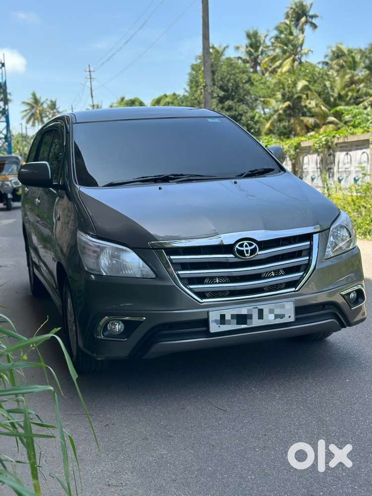 Toyota Innova 2.5 G (diesel) 8 Seater, 2013, Diesel