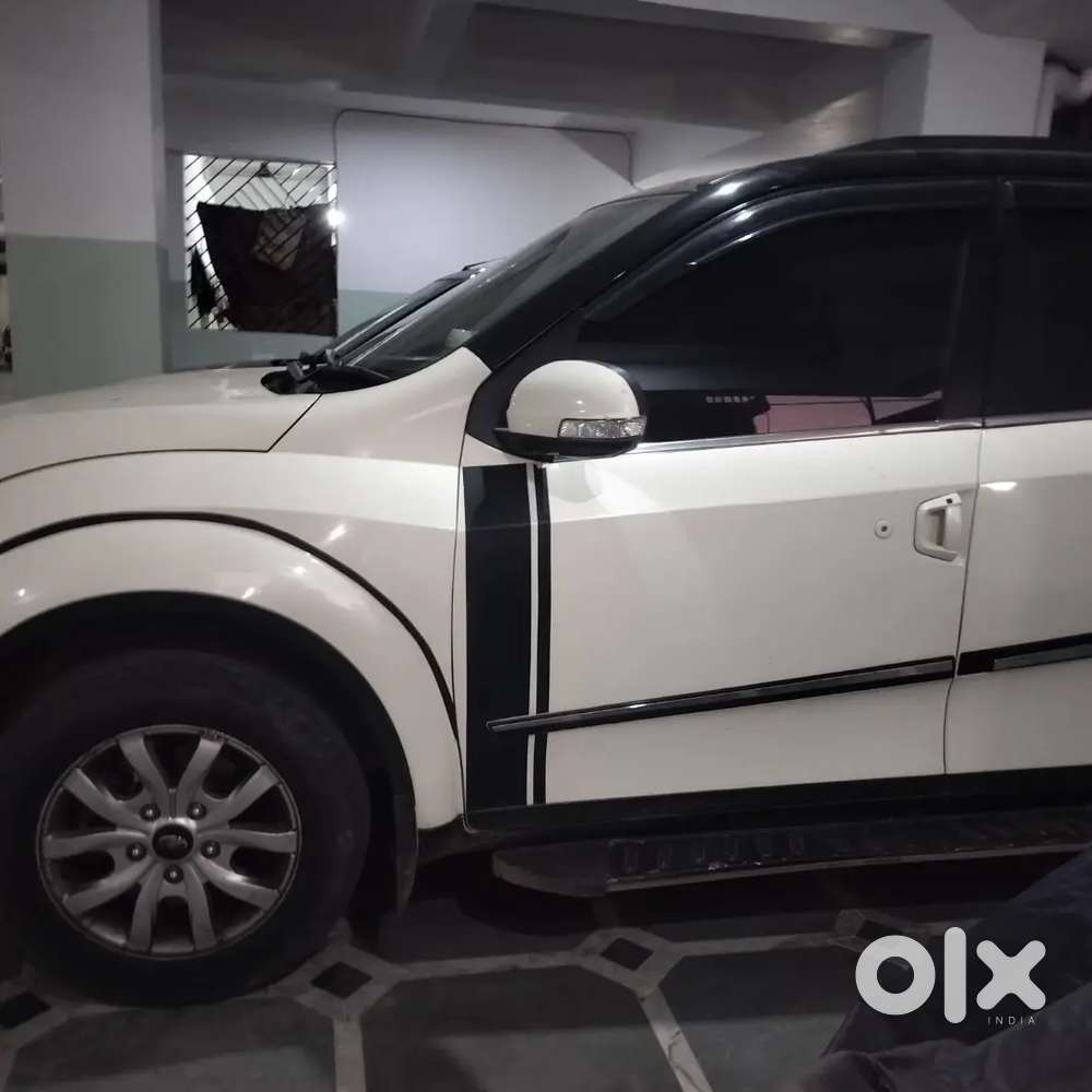 Mahindra Xuv500 2.2 W10 2017