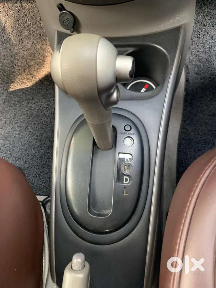 Nissan Sunny 2015 Petrol