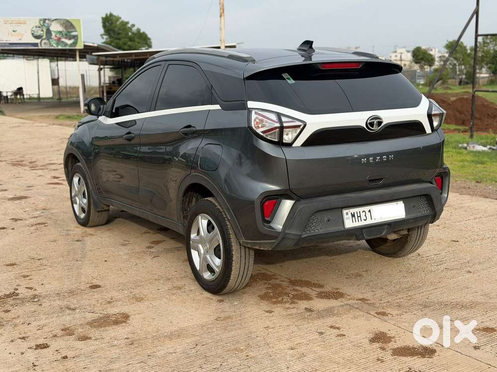 Tata Nexon, 2022, Petrol