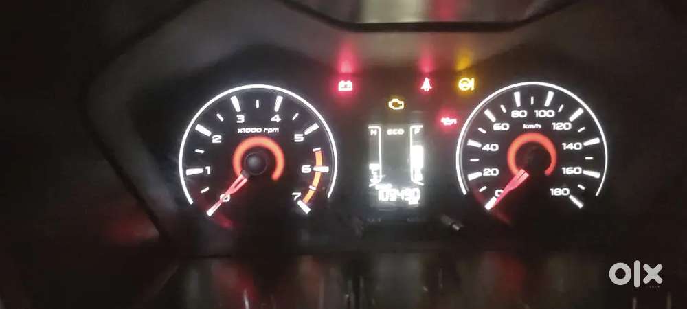Mahindra Kuv100 Nxt 1.2 K8 November 2017 Disel Bsiv