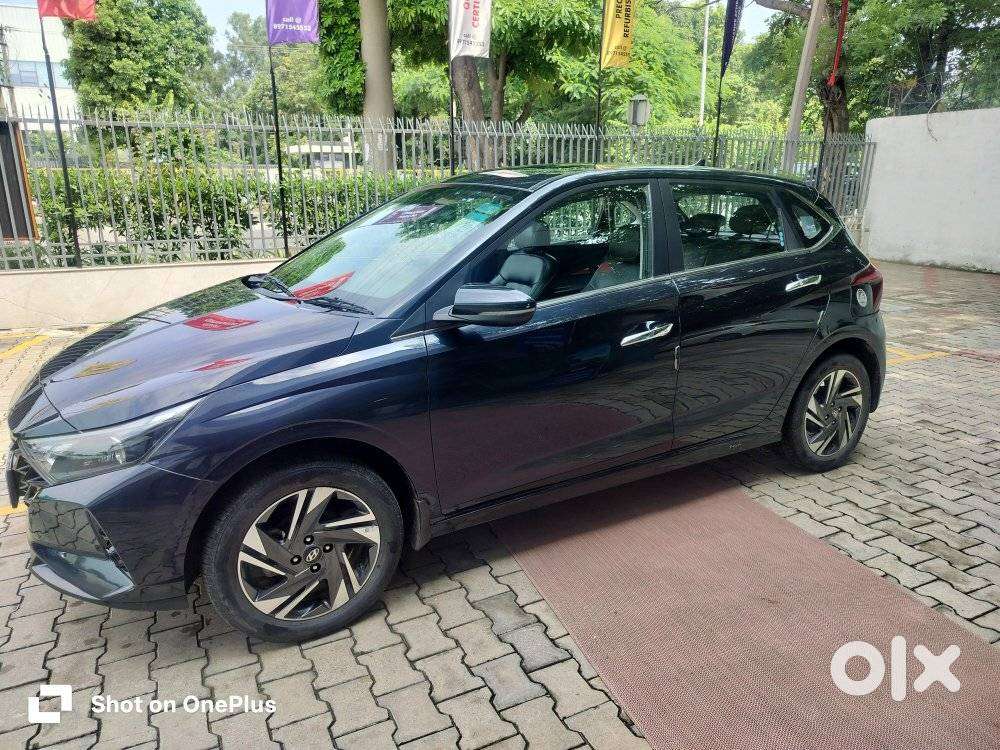 Hyundai I20 Asta (o) 1.2 Ivt, 2023, Petrol