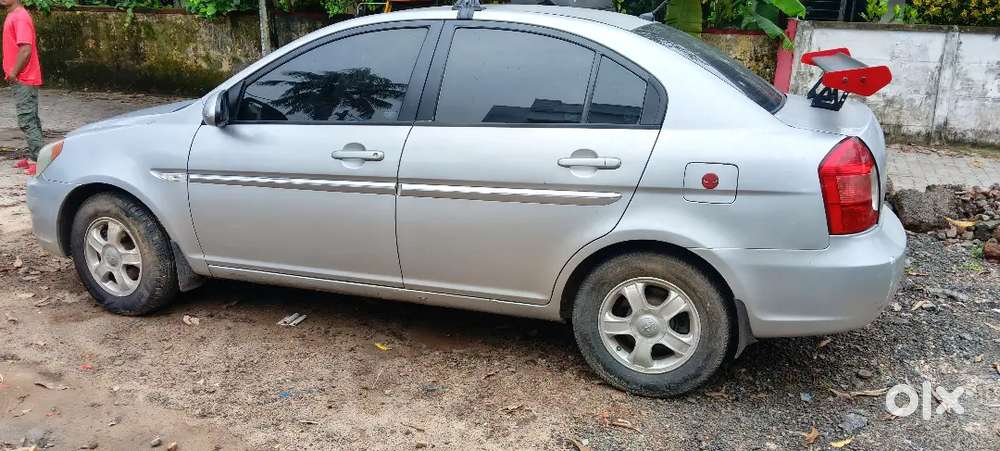 Hyundai Verna Petrol Manual 2009