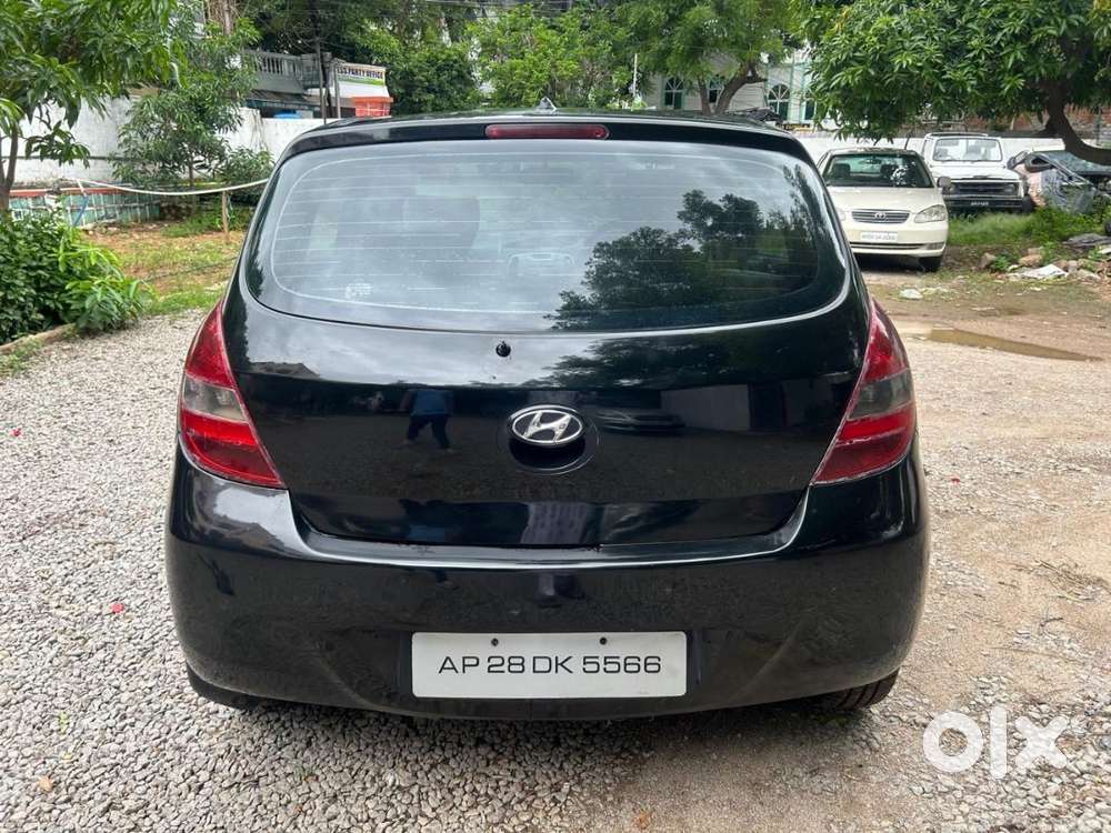 Hyundai I20 Asta 2011 Model Diesel Car