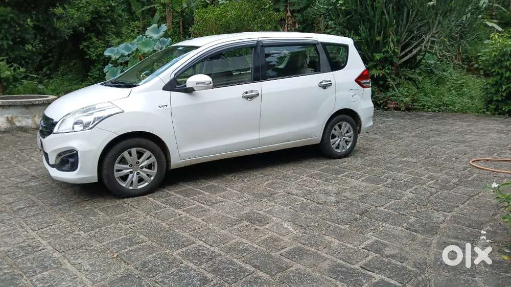 Maruti Ertiga 1.5 Zxi 2015
