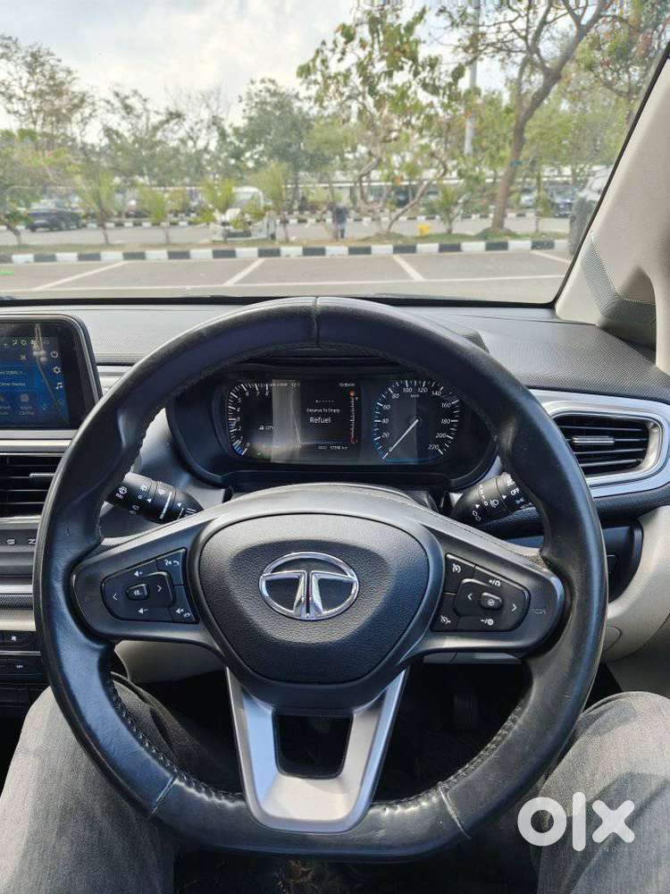 Tata Altroz Xz, 2022, Petrol