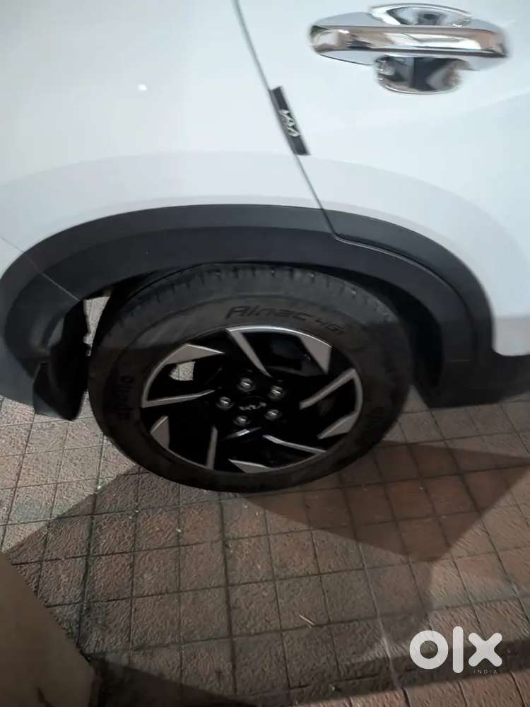 Kia Sonet 2024 Petrol 8500 Km Driven