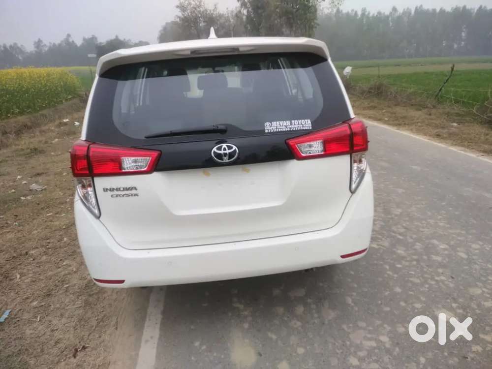 Toyota Innova Crysta 2026