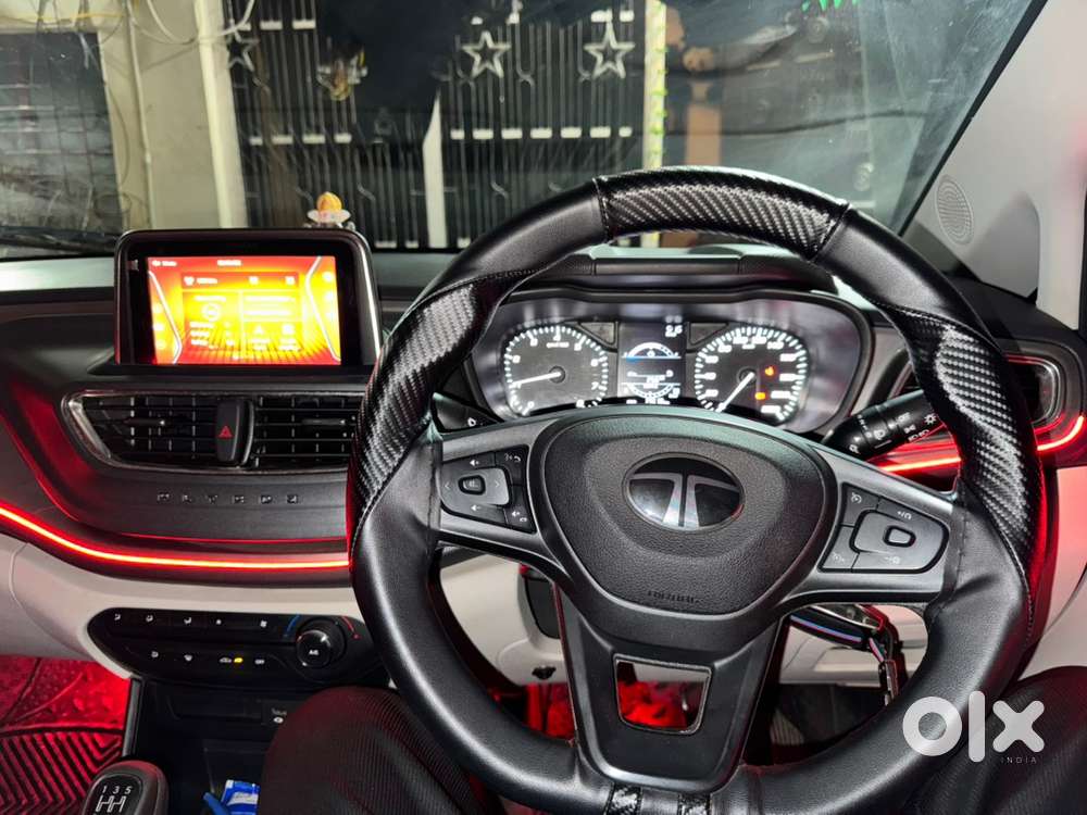 Tata Altroz Petrol Manual 2024 Car