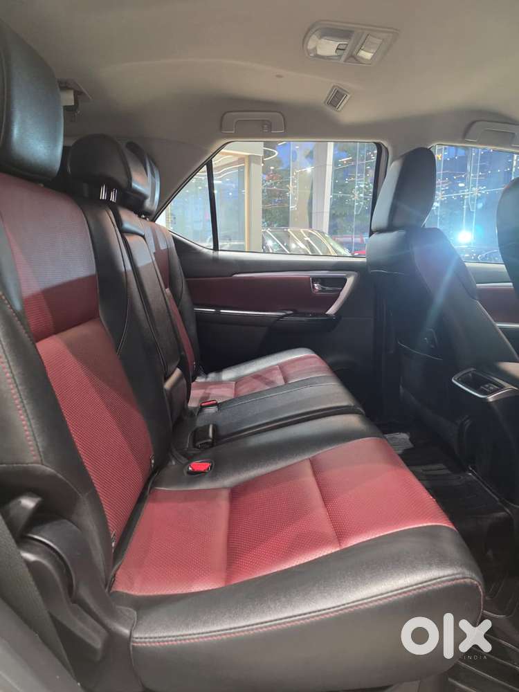 Toyota Fortuner Legender 4x2 At 2.8, 2022, Diesel