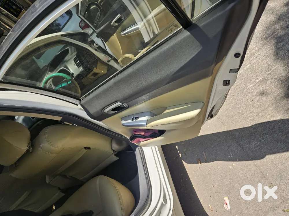 Honda Civic 2006 Petrol 109000 Km Driven