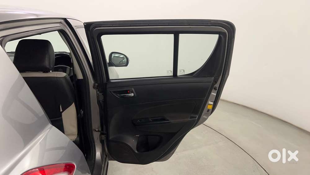 Maruti Suzuki Swift Vvt Vxi, 2012, Petrol