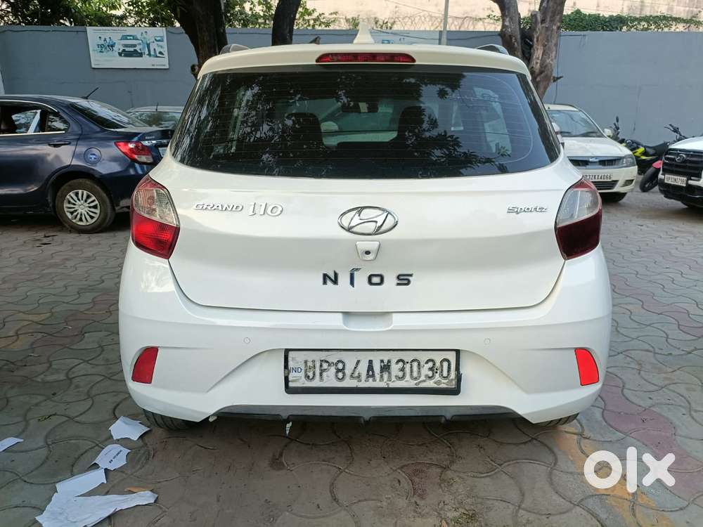 Hyundai Grand I10 Nios Sportz, 2022, Cng & Hybrids