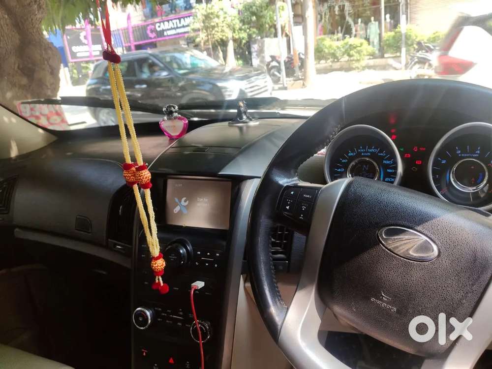 Mahindra Xuv500 At W10 Fwd, 2016, Diesel