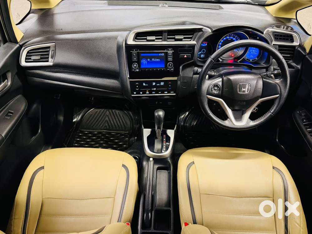 Honda Jazz V Cvt, 2016, Petrol