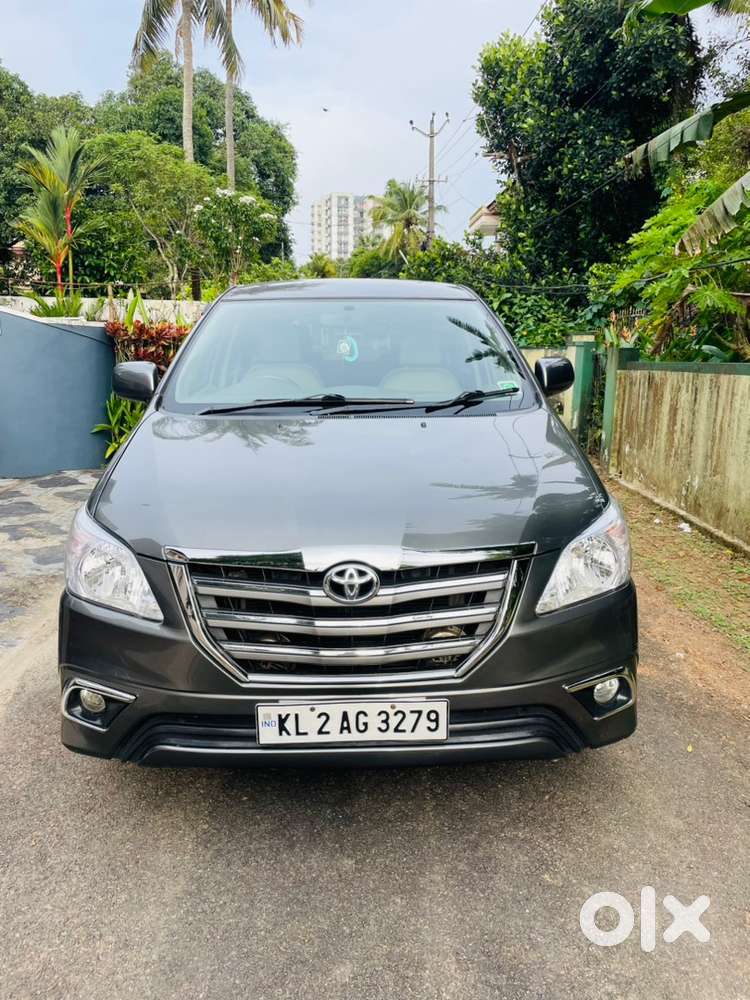 Toyota Innova Diesel 2011