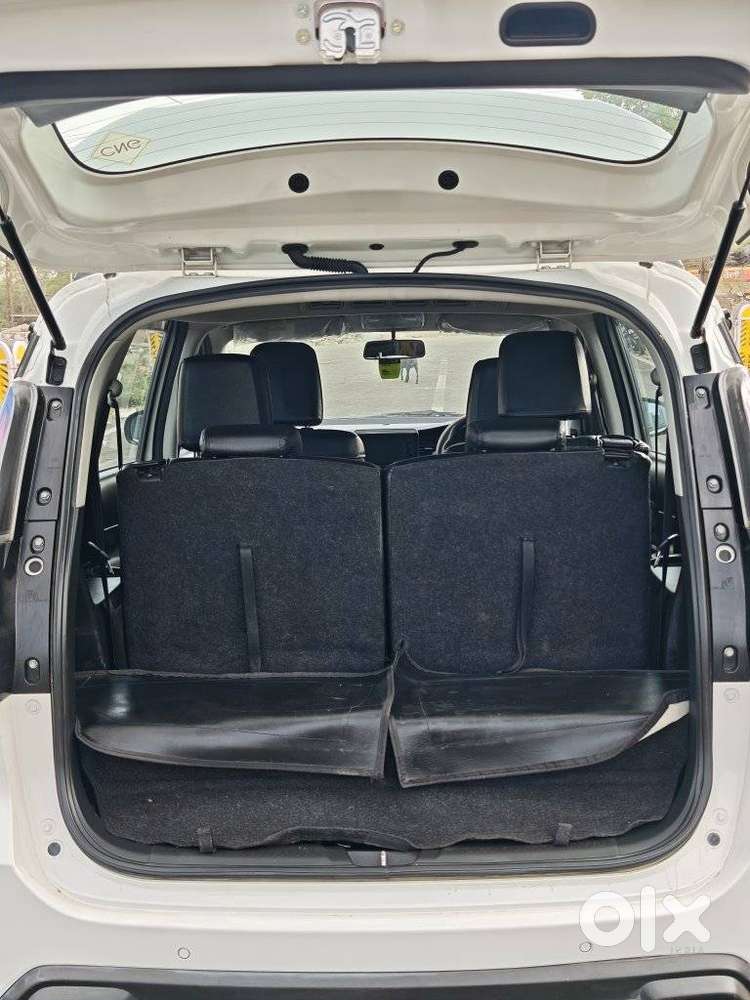 Maruti Suzuki Xl6 Zeta Mt Cng, 2023, Cng & Hybrids