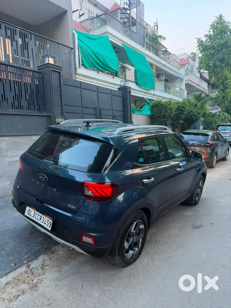 Hyundai Venue Petrol 2019