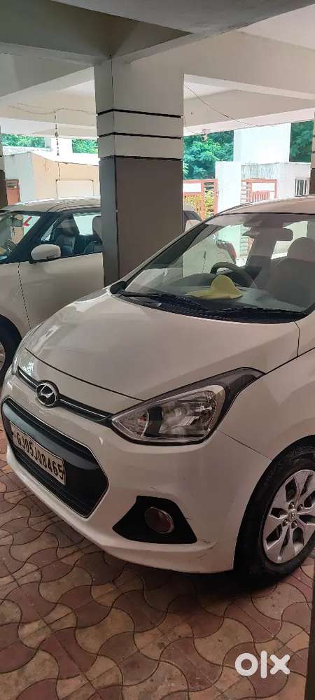 Hyundai Xcent 2016 Petrol 56100 Km Driven