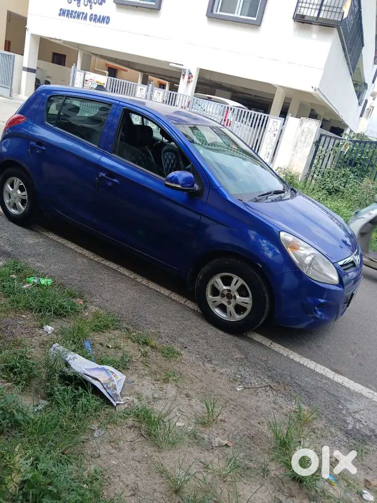 Hyundai I20 Spotz 2011 Car
