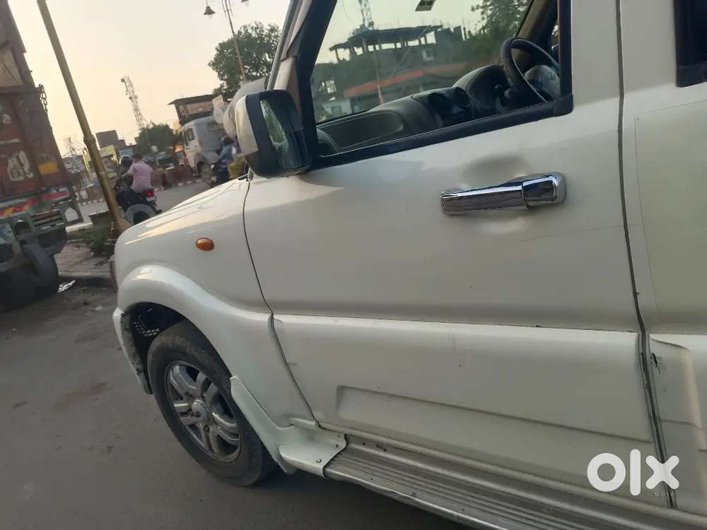 Mahindra Scorpio 1000cc 2011