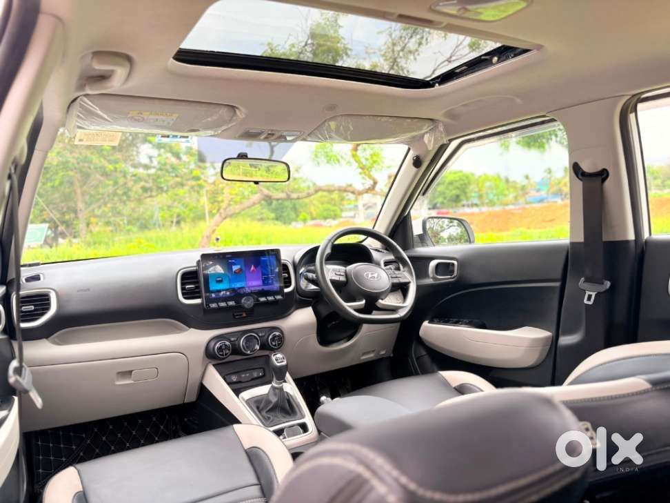 Hyundai Venue Sx (o) Mt 1.5 Diesel, 2023, Diesel