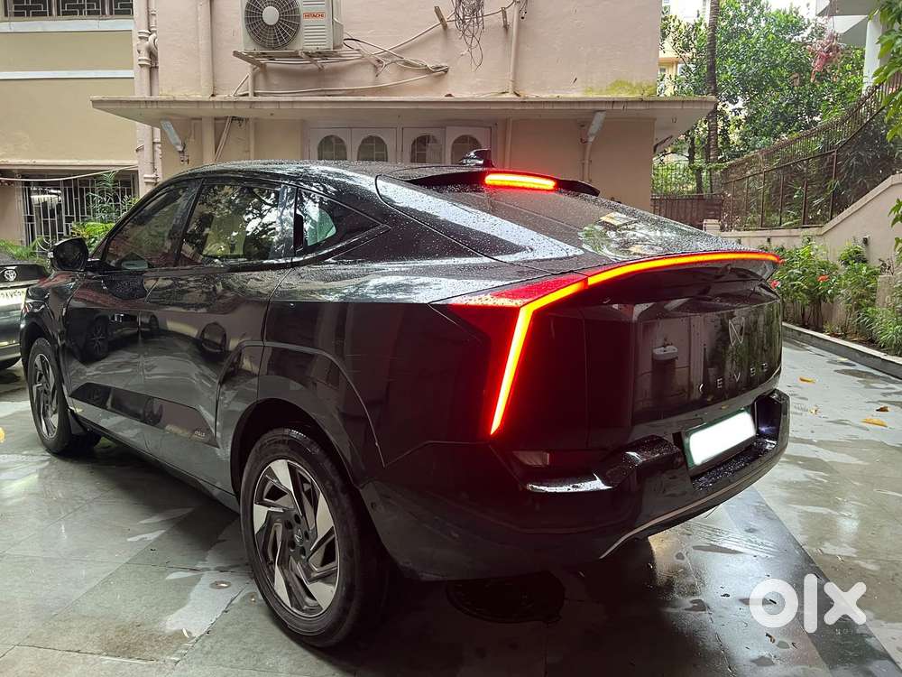 Mahindra Xev 9e Pack Three (top Model), 2025, Electric