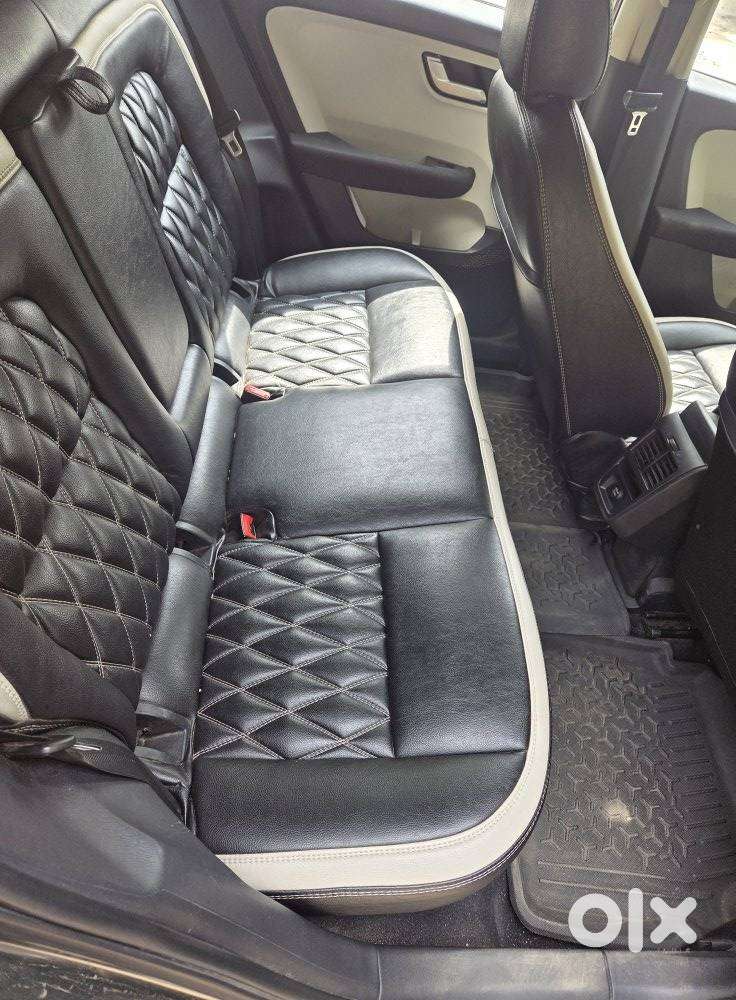 Tata Altroz Xz Plus (s) Icng, 2023, Petrol