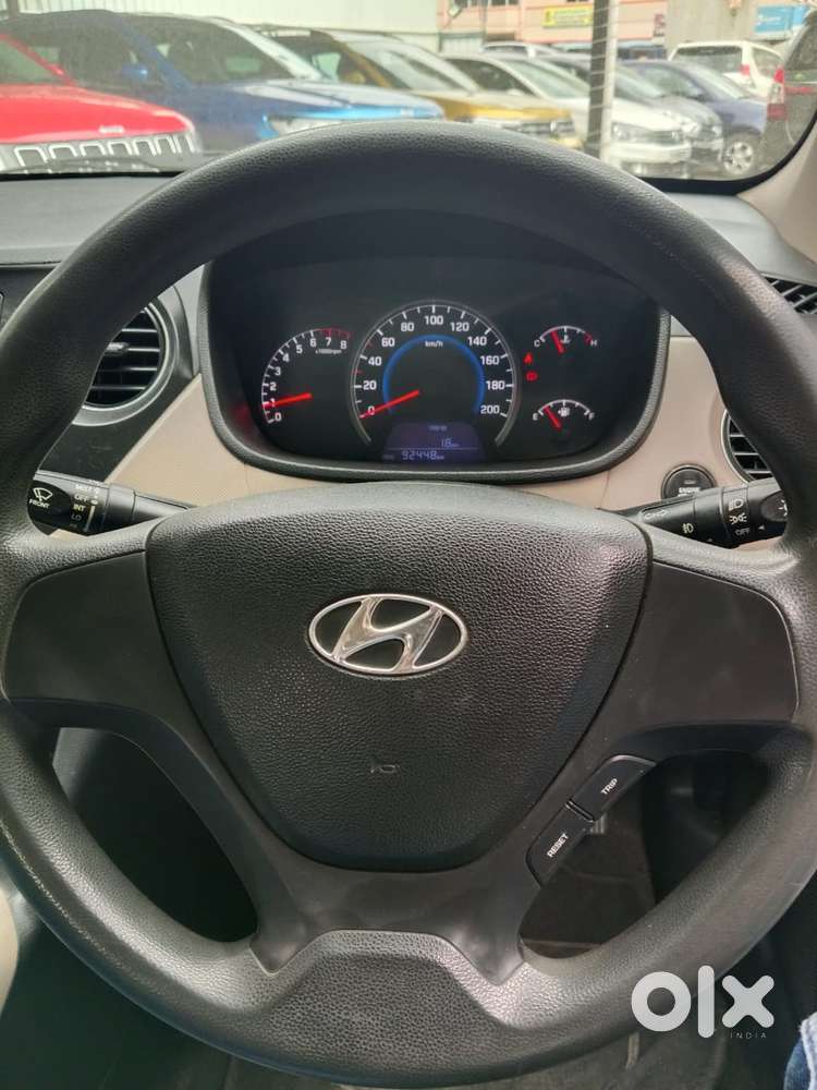 Hyundai Grand I10 2013-2016 Sportz, 2013, Petrol