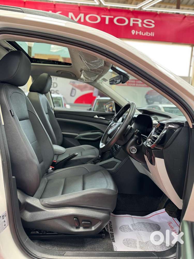 Skoda Kylaq Prestige At, 2025, Petrol